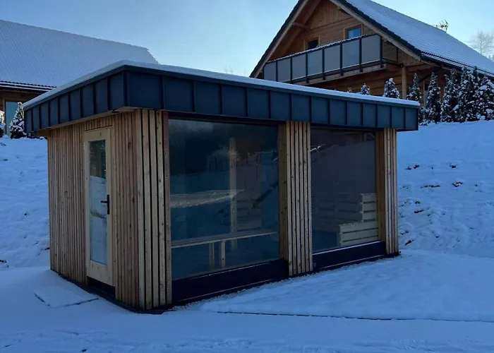 Swierkowa Osada منتزه العطل ايستينبا