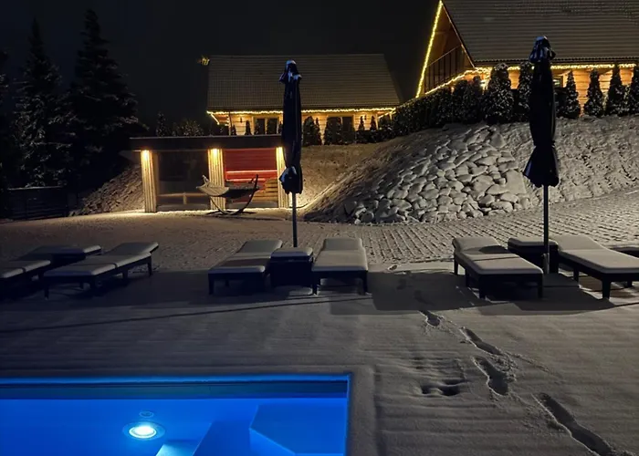 Swierkowa Osada منتزه العطل ايستينبا